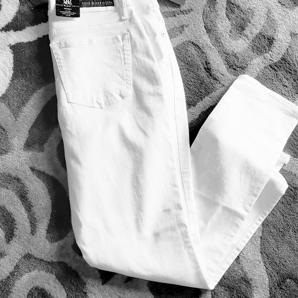 White Jeans - Picture 4 of 4